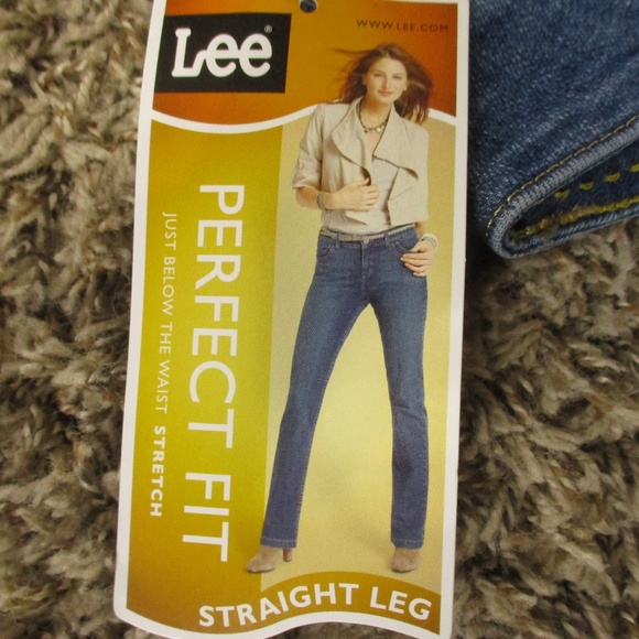 Lee Jeans Women's 6 Dark Wash Straight Leg Perfect Fit Shapetastic Stretch Denim - Picture 6 of 10